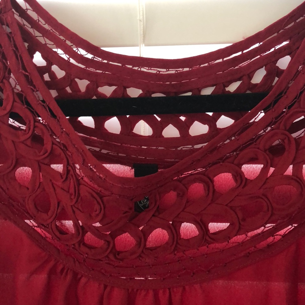 SI blouse - Picture 2 of 3